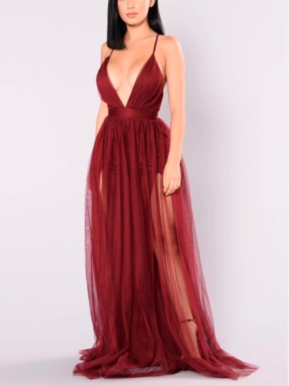 ✨ Fashion Nova On The Runway Maxi Dress - size L